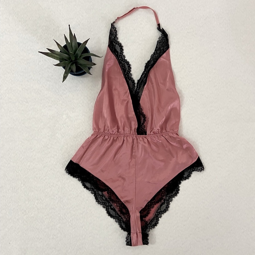 LaSenza Lace Trim Halter Bodysuit 💕